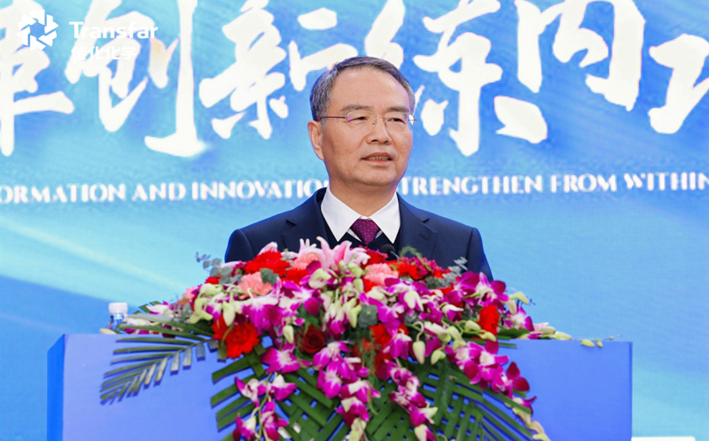 추안화화학 섬유화학사업부는 2024년 연례 실적 보고 및 표창 회의와 2025년 사업 추진 회의를 개최합니다.